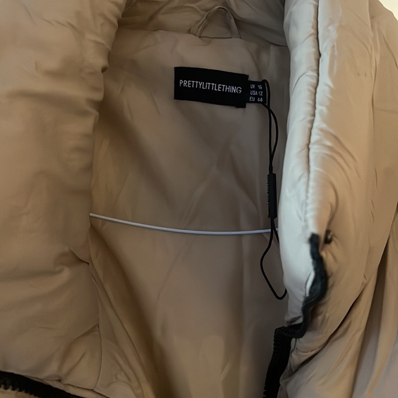 Pretty little thing puffer super soft size 12 oversized - Picture 2 of 10